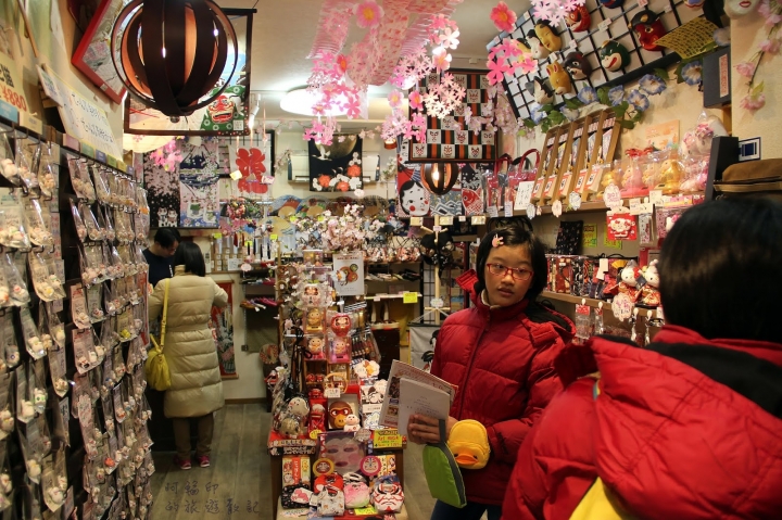 2016日本過新年十三日自助行 (十) 年初二,輕鬆點!!淺草散策、秋葉原巡禮、夜遊東京車站