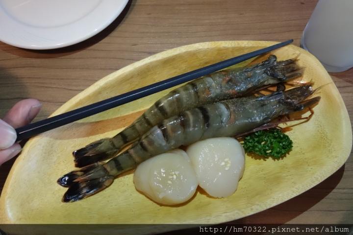 『台中美食』- 西屯區太原路一段.雲火日式燒肉餐廳 / 台中西屯 / 和牛燒烤 / 逢甲夜市 / 母親節