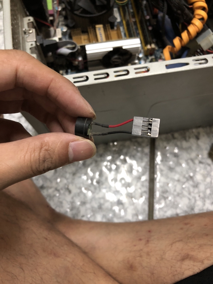 請益：請教版上的大大，關於電腦主機零件。