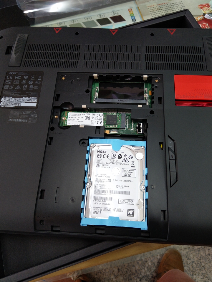 ACER Predator G9 小開箱