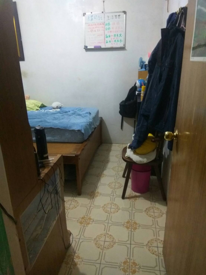 2~3坪左右房間，想改變擺設使房間變大，想請問版上大大如何更改~感恩