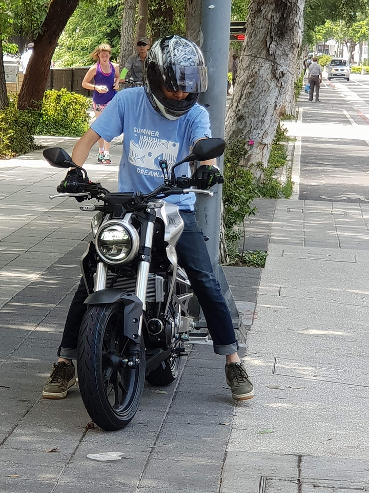 honda cb300r第一天分享(更新D500行車紀錄器)