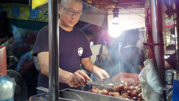 台北士林夜市小香腸（小可愛）搬到哪了？