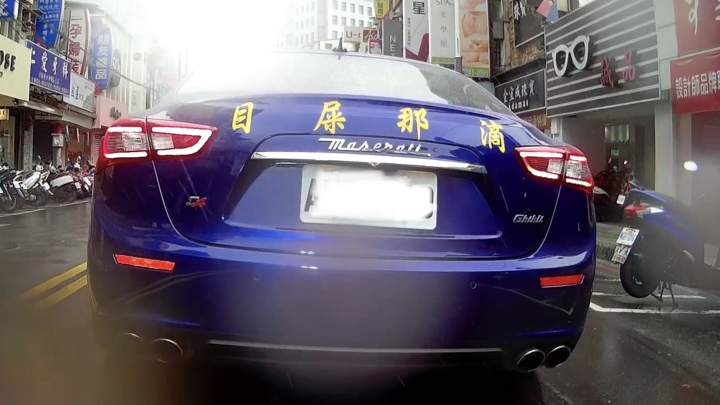 超跑車主的台式幽默