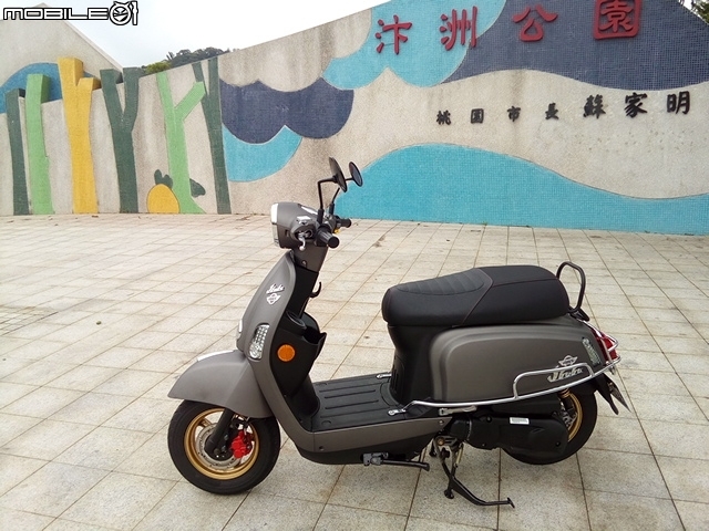 2018 JBuBu125 abs 星鑽灰開箱