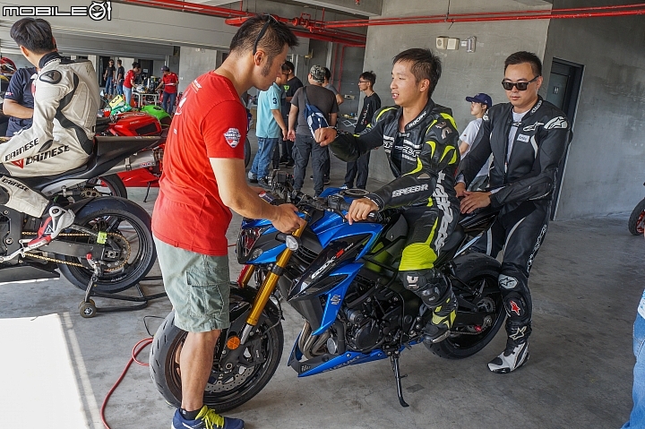 精進賽道騎乘技術！2018 大鵬灣超級摩托車訓練營