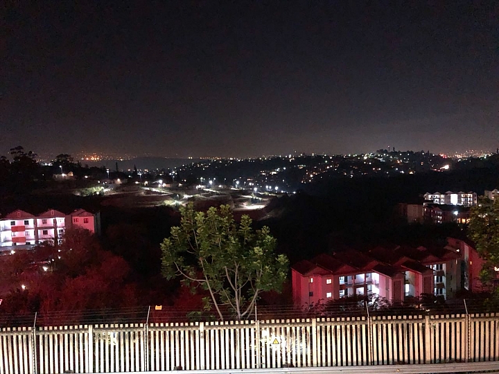 P20pro， s9+ ，iphonex， lg g7  夜拍比較