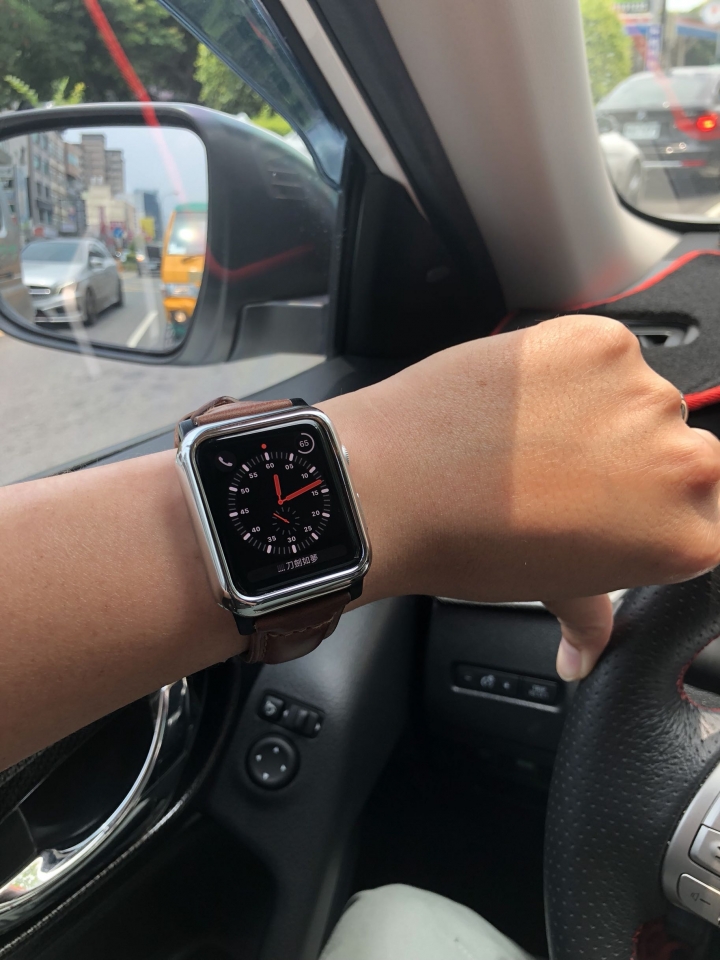 Nomad錶帶搭配apple watch LTE