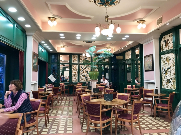 【Hungary．走跳】布達佩斯近郊一日三小鎮旅行(三)聖坦德 Szentendre