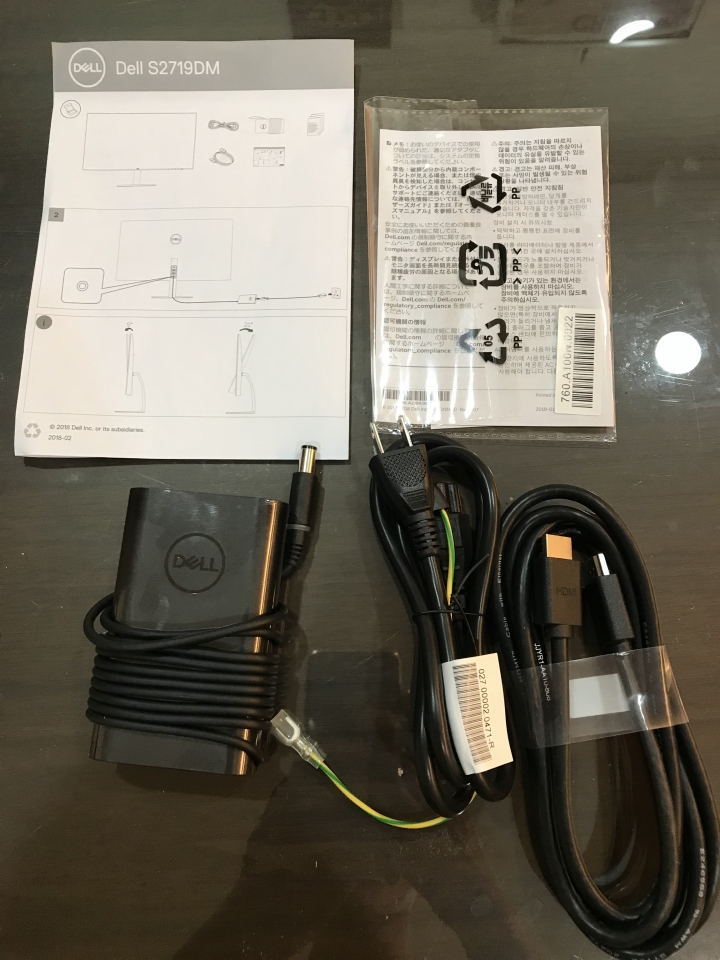 ［簡單開箱］冷門的選擇  DELL S2719DM