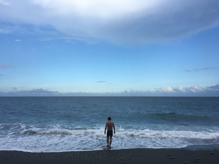 “流浪者日誌” — 盛夏的南澳古道與海蝕洞