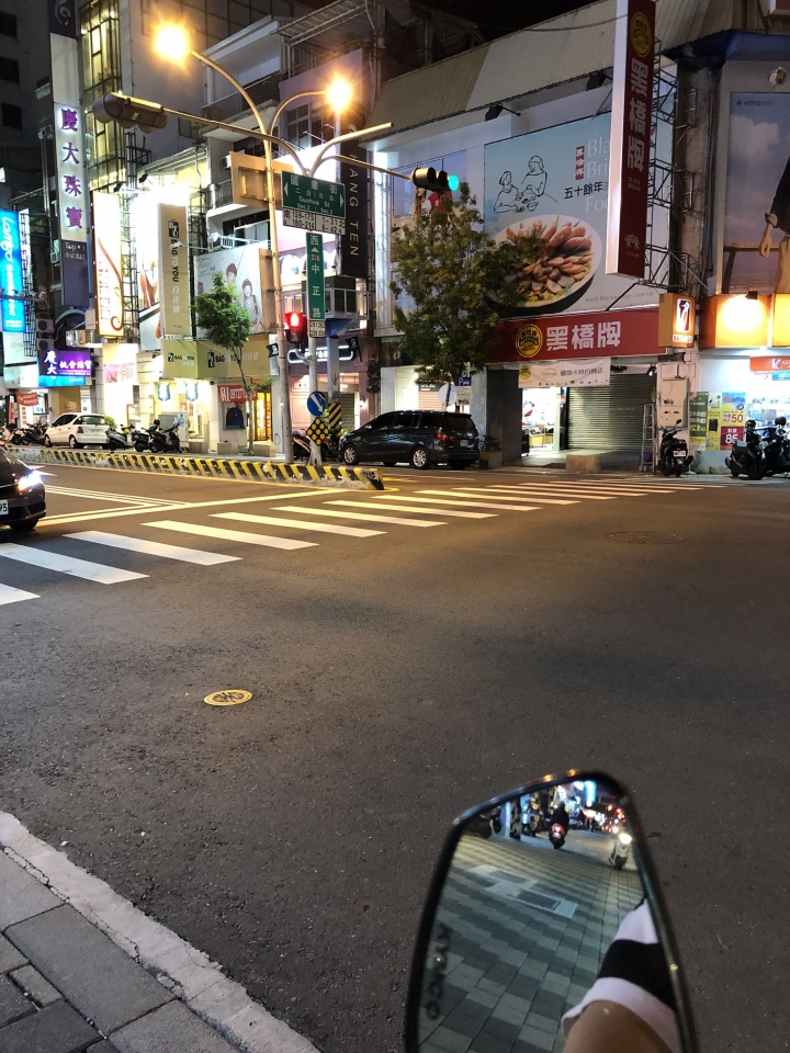 Iphonex拍照怪怪的