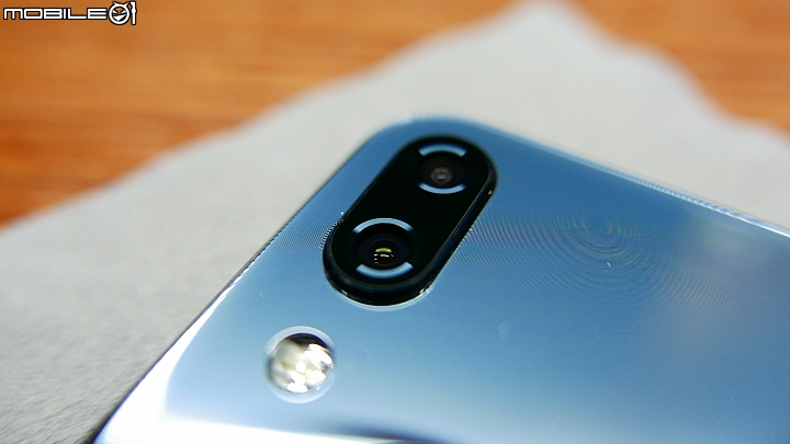 點我看大圖 【後來居上的平價國貨】ASUS ZenFone 5Z 開箱&分享