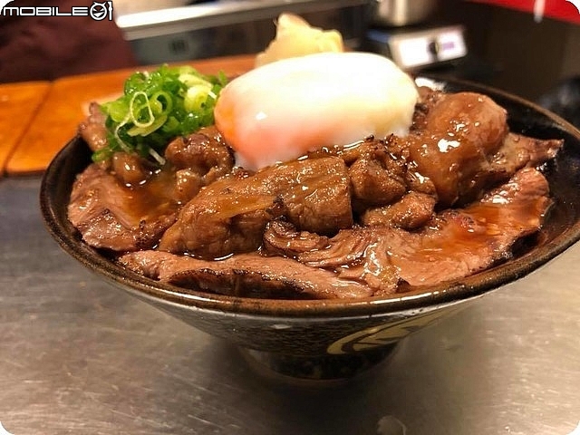 台南/南紡夢時代附近的【"炙丼家"】真的好吃的讓你回味無窮的一吃再吃。(BY維是比海尼根)。