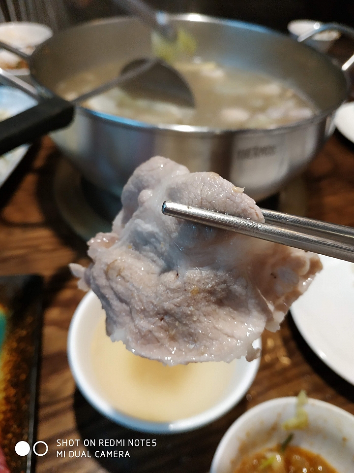紅米 NOTE5 (3G/32G)微開箱 不專業微拍照測試