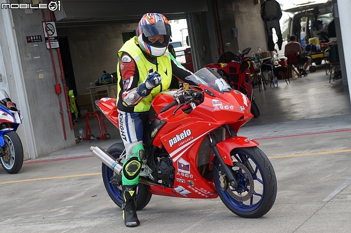 精進賽道騎乘技術！2018 大鵬灣超級摩托車訓練營