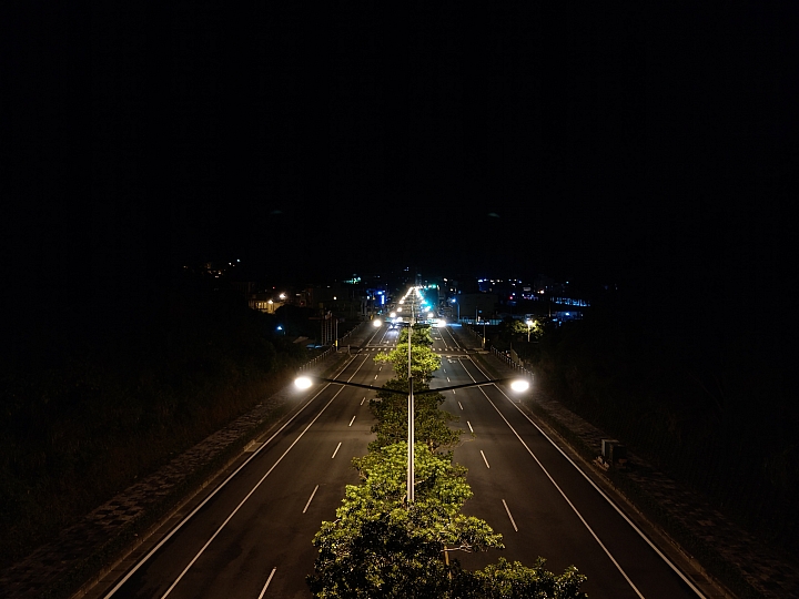 HTC U12+ 夜景照片分享