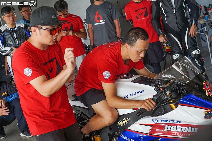 精進賽道騎乘技術！2018 大鵬灣超級摩托車訓練營
