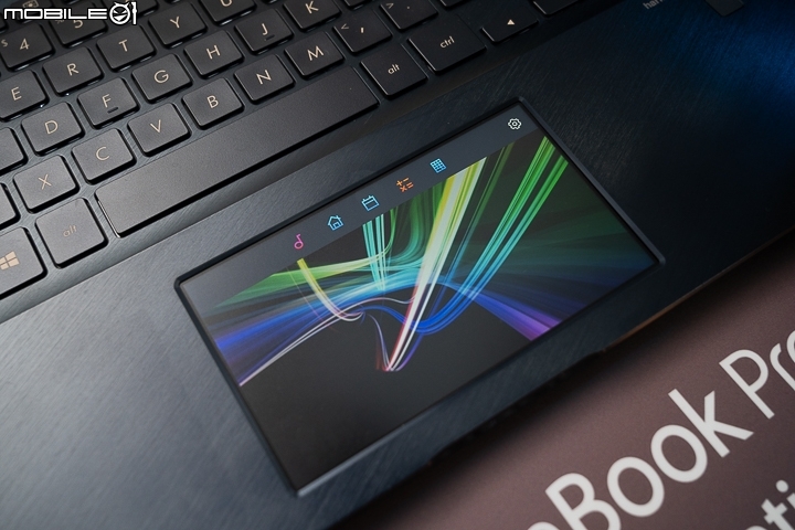 獨創 ScreenPad 智慧裝置 讓 ASUS ZenBook Pro 系列除話題外更具實用性！