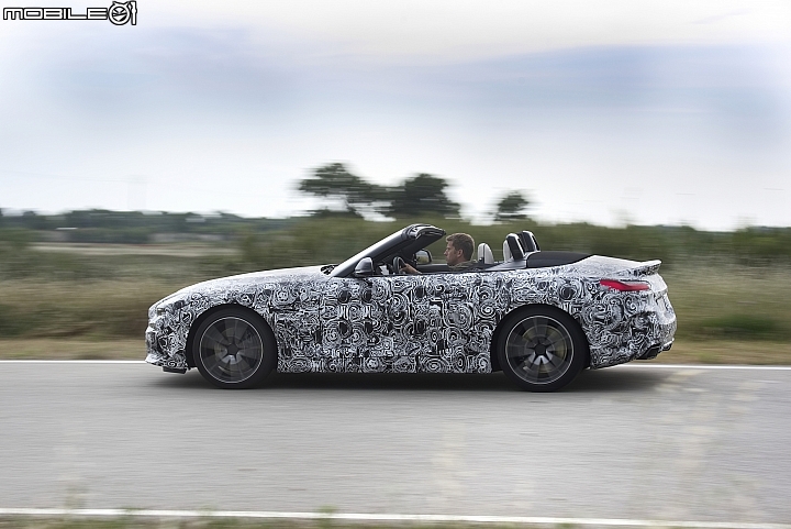 BMW Z4偽裝照外觀一覽,新一代美型敞篷跑車即將誕生! BMW Z4偽裝照外觀一覽,新一代美型敞篷跑車即將誕生!