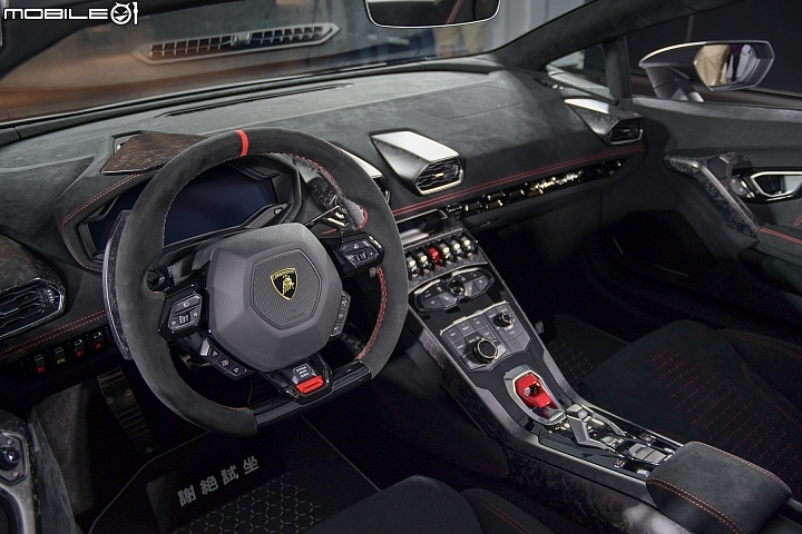 Lamborghini Huracan Performante Spyder 內裝 Lamborghini Huracan Performante Spyder 內裝