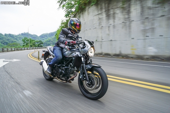 SUZUKI SV650X ABS 迷人又好駕馭的新世代咖啡車