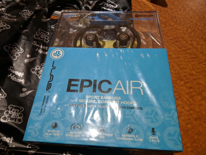 jlab epic air 簡短開箱使用心得