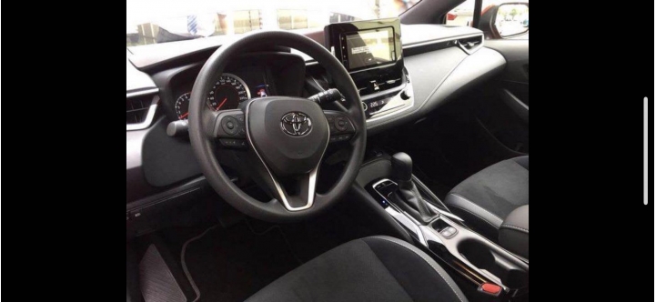 [分享] Toyota Auris台灣實車照