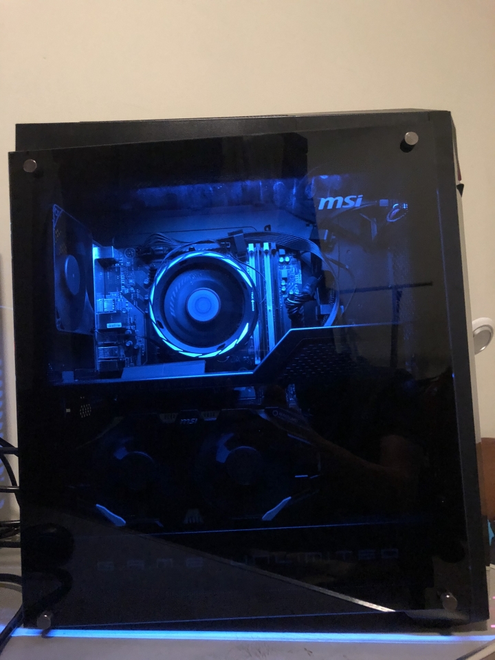 [開箱文] MSI品牌桌機 Infinite A 8RC人生首篇