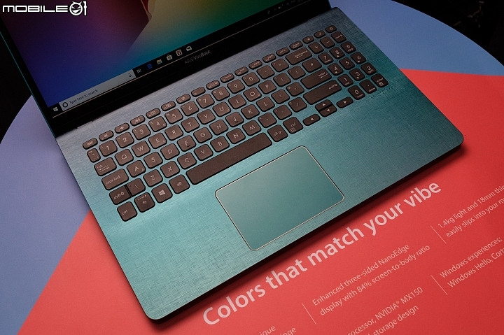 獨創 ScreenPad 智慧裝置 讓 ASUS ZenBook Pro 系列除話題外更具實用性！