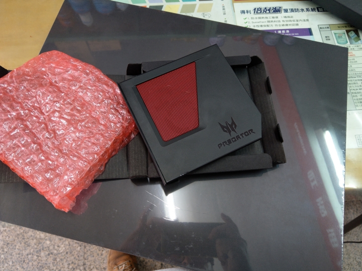 ACER Predator G9 小開箱