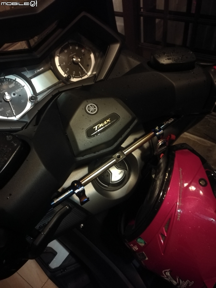 遲來的 2015 Tmax 鋼鐵特式版~純正爸爸車開箱