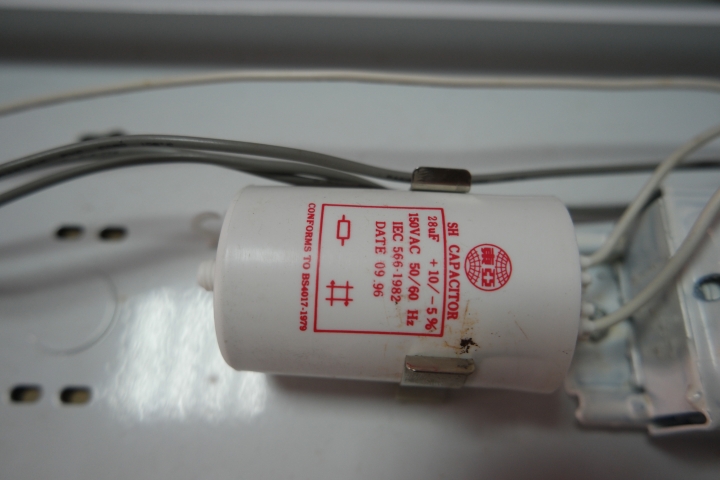 這組T5燈座，需要改成LED的嗎?(附詳細照片)