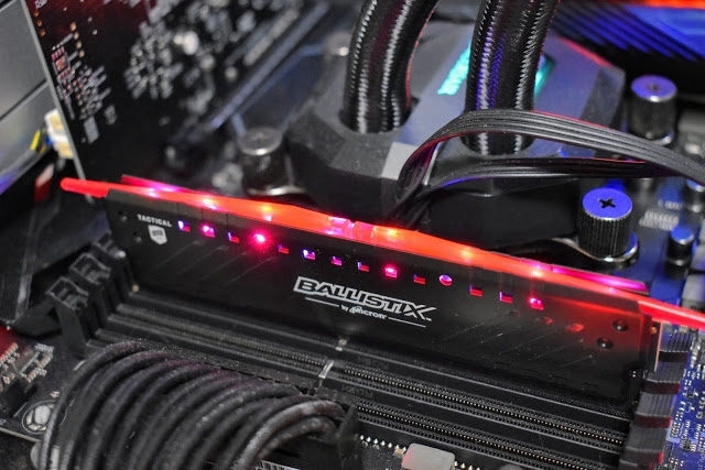 美光 Ballistix Tactical Tracer RGB DDR4-3000記憶體 輕測試!!