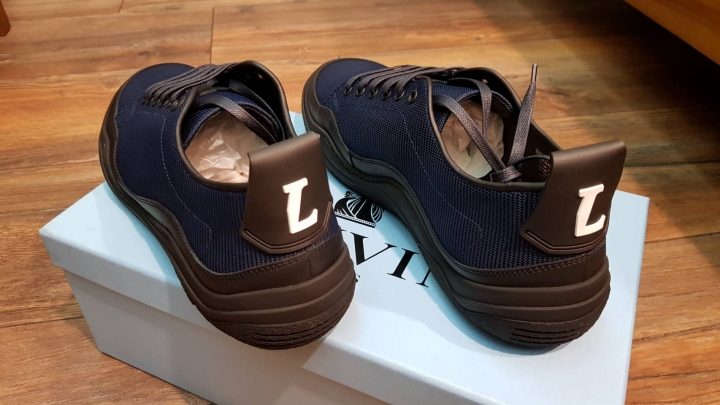 Lanvin 潛水布運動鞋 簡單開箱