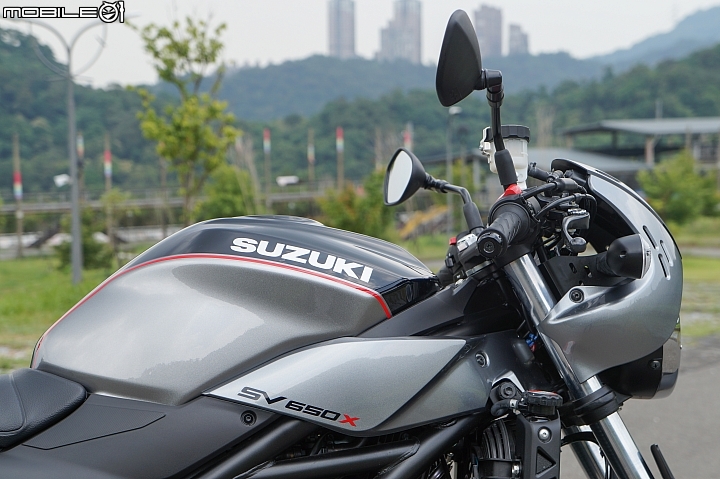 SUZUKI SV650X ABS 迷人又好駕馭的新世代咖啡車