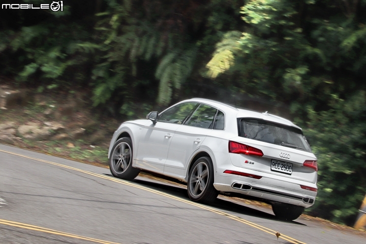 Audi SQ5 Audi drive select可程式車身動態系統 Audi SQ5 Audi drive select可程式車身動態系統