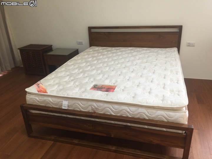 簡單分享~搬新家入手柚木家具…樸實風~