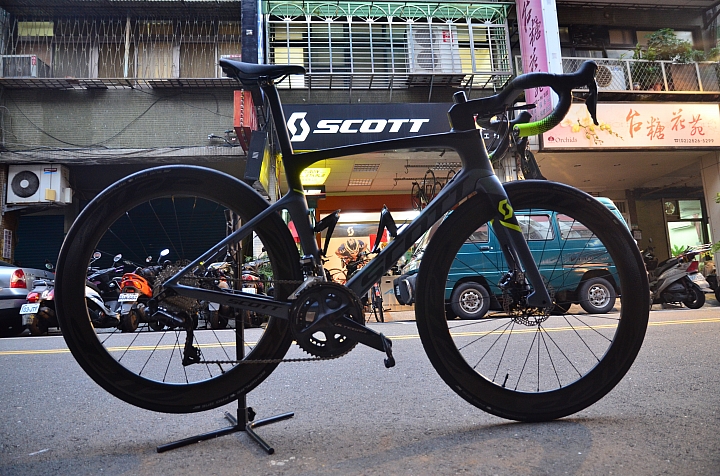 [分享] Scott Foil Premium Disc 2018 開箱文