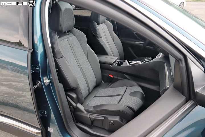 Peugeot 5008 1.6L BlueHDi試車報導 七人舒適同享的獨特設計感