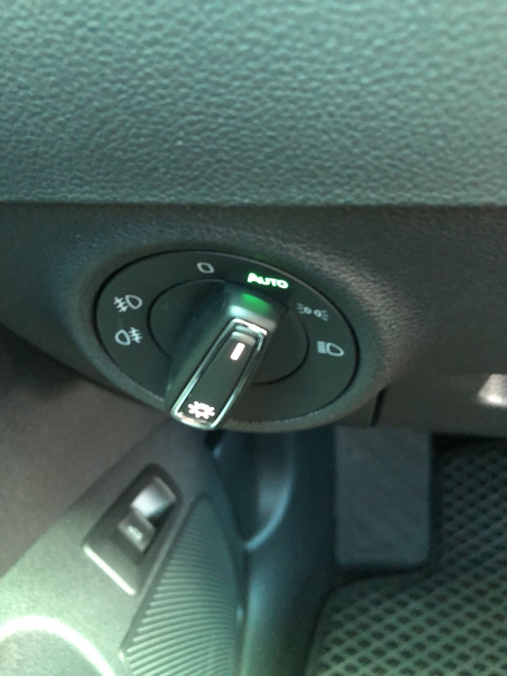 KAROQ小白熊開箱,Peugeot 206感恩謝獅宴