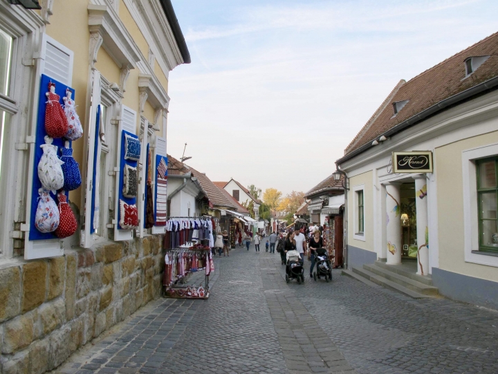 【Hungary．走跳】布達佩斯近郊一日三小鎮旅行(三)聖坦德 Szentendre