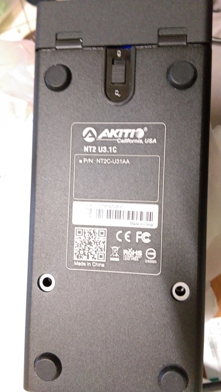 [圖頗多]AKiTiO NT2鐵甲武士+Seagate IronWolf那嘶狼2TB*2 開箱測試