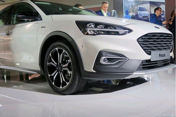 All new focus Active 實車照(含後座和後車廂