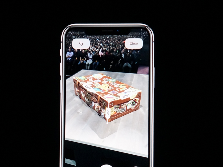 WWDC2018 蘋果推出ARKit2: 偵測真實物件、多人一起玩 WWDC2018 蘋果推出ARKit2: 偵測真實物件、多人一起玩