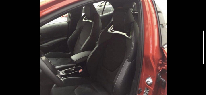 [分享] Toyota Auris台灣實車照