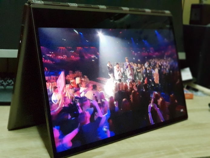 Lenovo YOGA 920 快速開箱