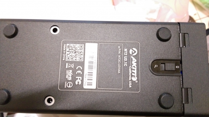 [圖頗多]AKiTiO NT2鐵甲武士+Seagate IronWolf那嘶狼2TB*2 開箱測試