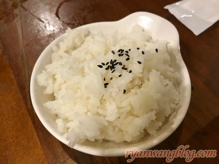 高雄美食推薦－《新樂園串燒屋》～各式熱炒、串燒，應有盡有