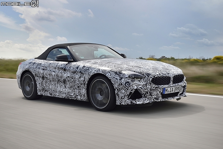 BMW Z4偽裝照外觀一覽,新一代美型敞篷跑車即將誕生! BMW Z4偽裝照外觀一覽,新一代美型敞篷跑車即將誕生!